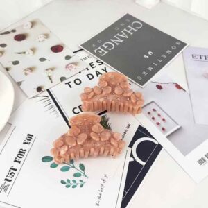 Acetate flower claw clip